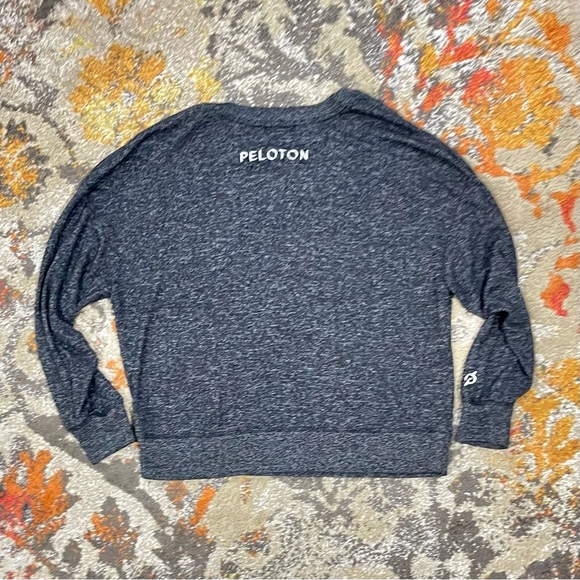 Peloton Long Sleeve Black Oversized Lightweight Sweatshirt size Small - Picture 1 of 6